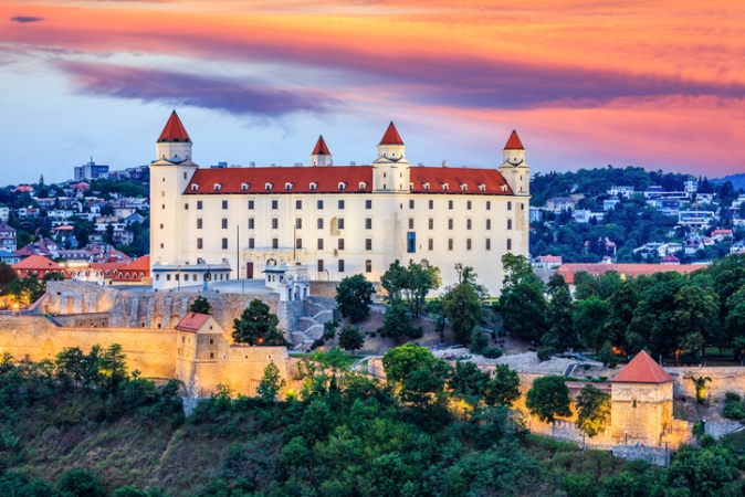 Bratislava e Praga Tour  Guidati