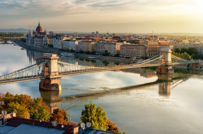 Mercatini di Natale a Vienna e Budapest Tour  Guidati